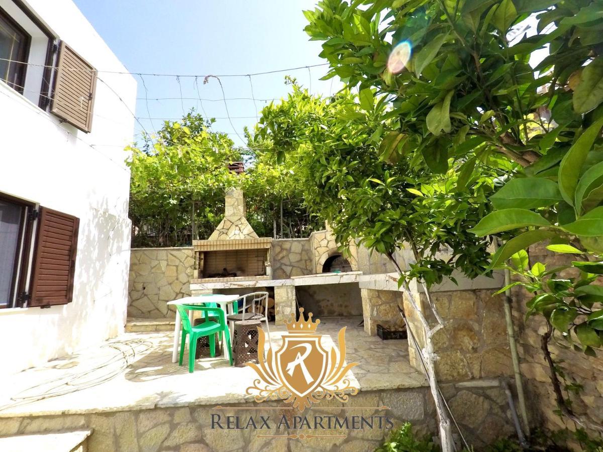 Paradise Palm Beach Apartment In Sarandë Eksteriør billede