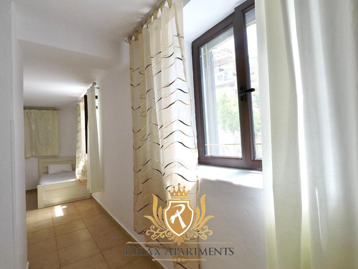 Paradise Palm Beach Apartment In Sarandë Eksteriør billede